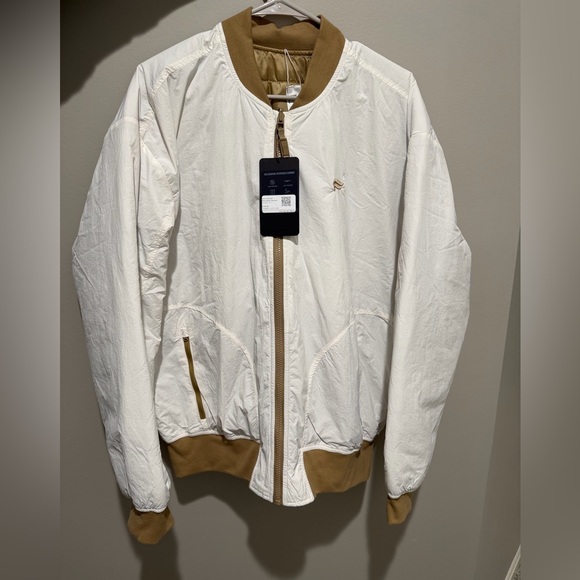 Fabletics Reversible Quilted Jacket-Men’s - Picture 2 of 4